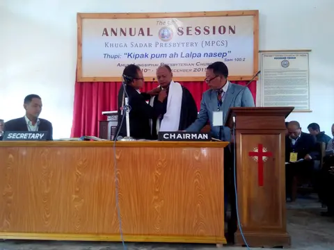 Moderator te kikhutsanna3